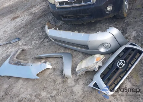 2006 Toyota Tacoma Prerunner V6 from USA, damaged, VIN 3TMJU62N06M022476